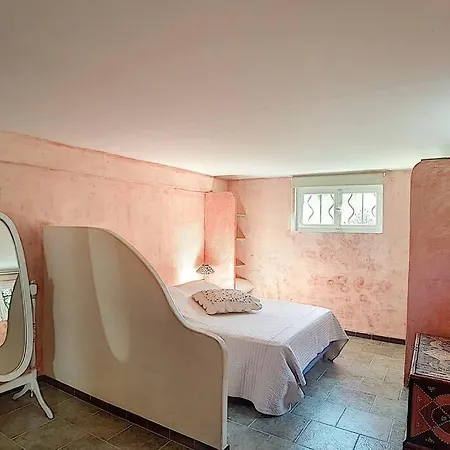 Stellaris Apartment *